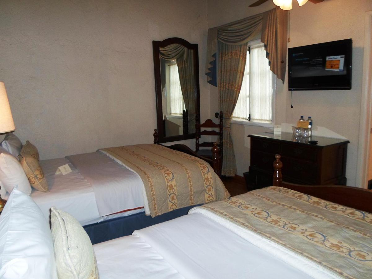 Hotel Virrey De Mendoza Morelia Zimmer foto