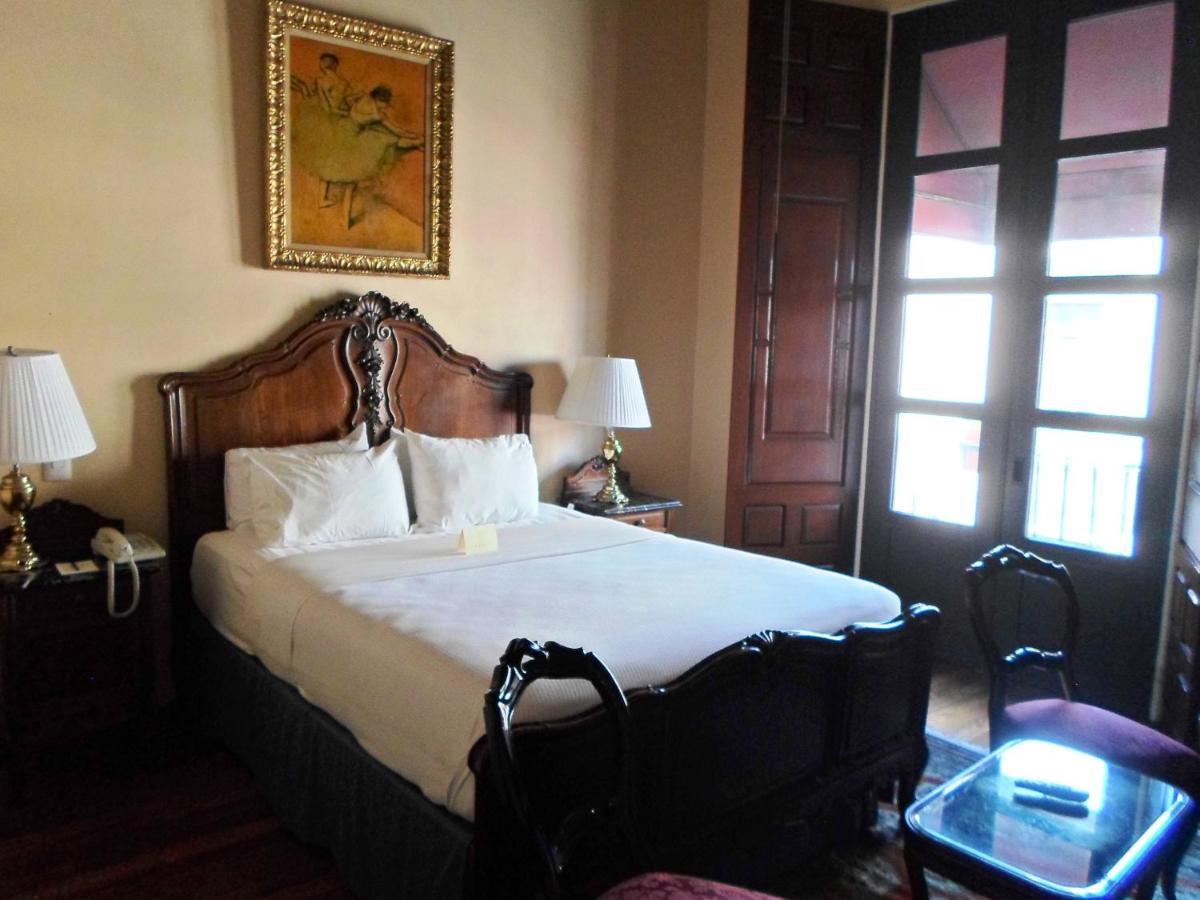 Hotel Virrey De Mendoza Morelia Zimmer foto